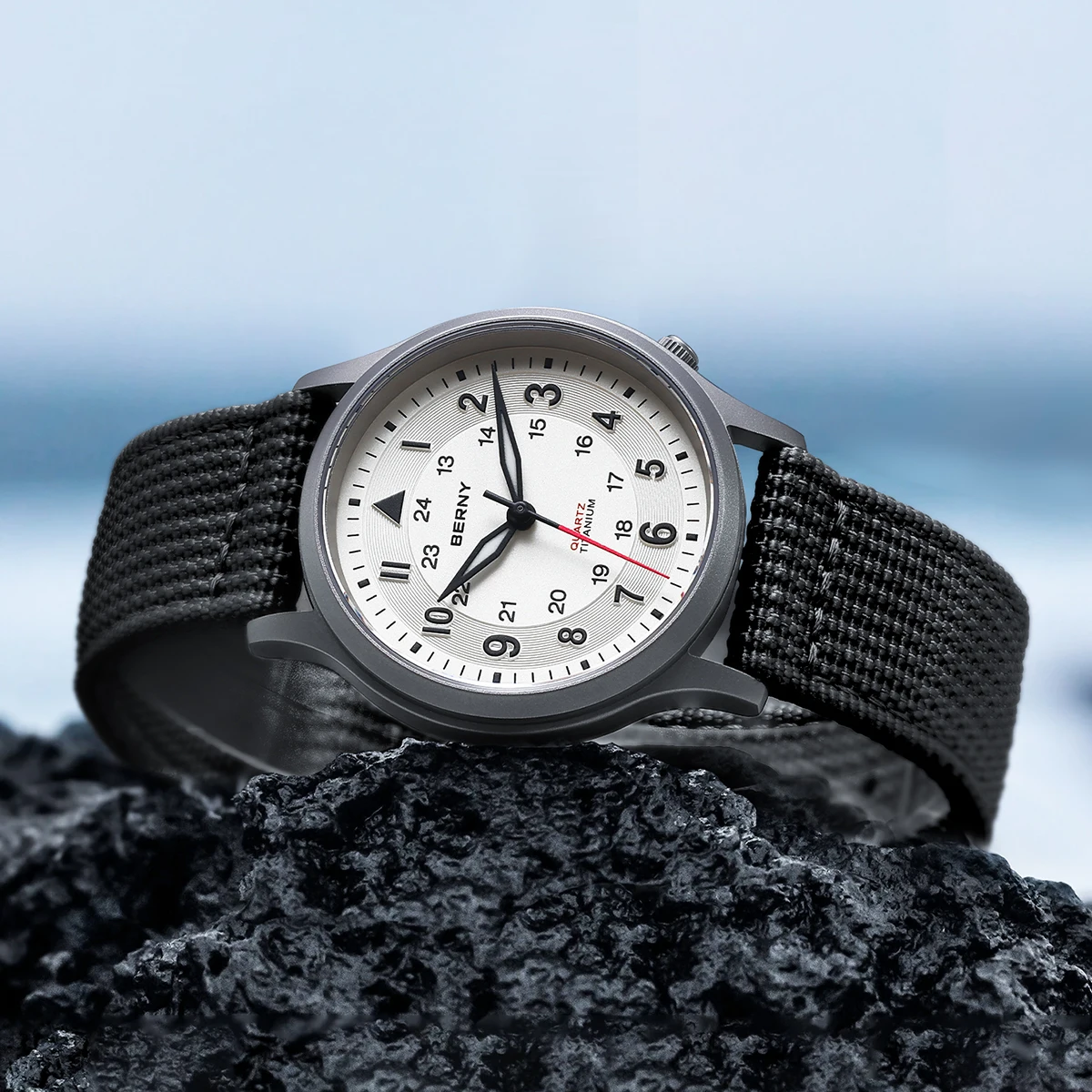 BERNY Titanium Watches for Men - مراجعة Field Watch Military وسعره