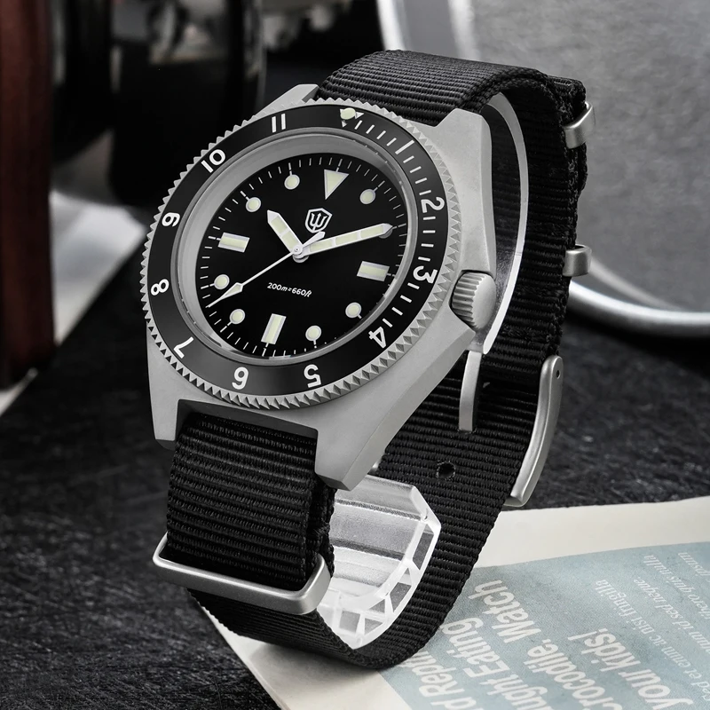 Watchdives WD1972 Men Watch VH - مراجعة Field Watch Military وسعره