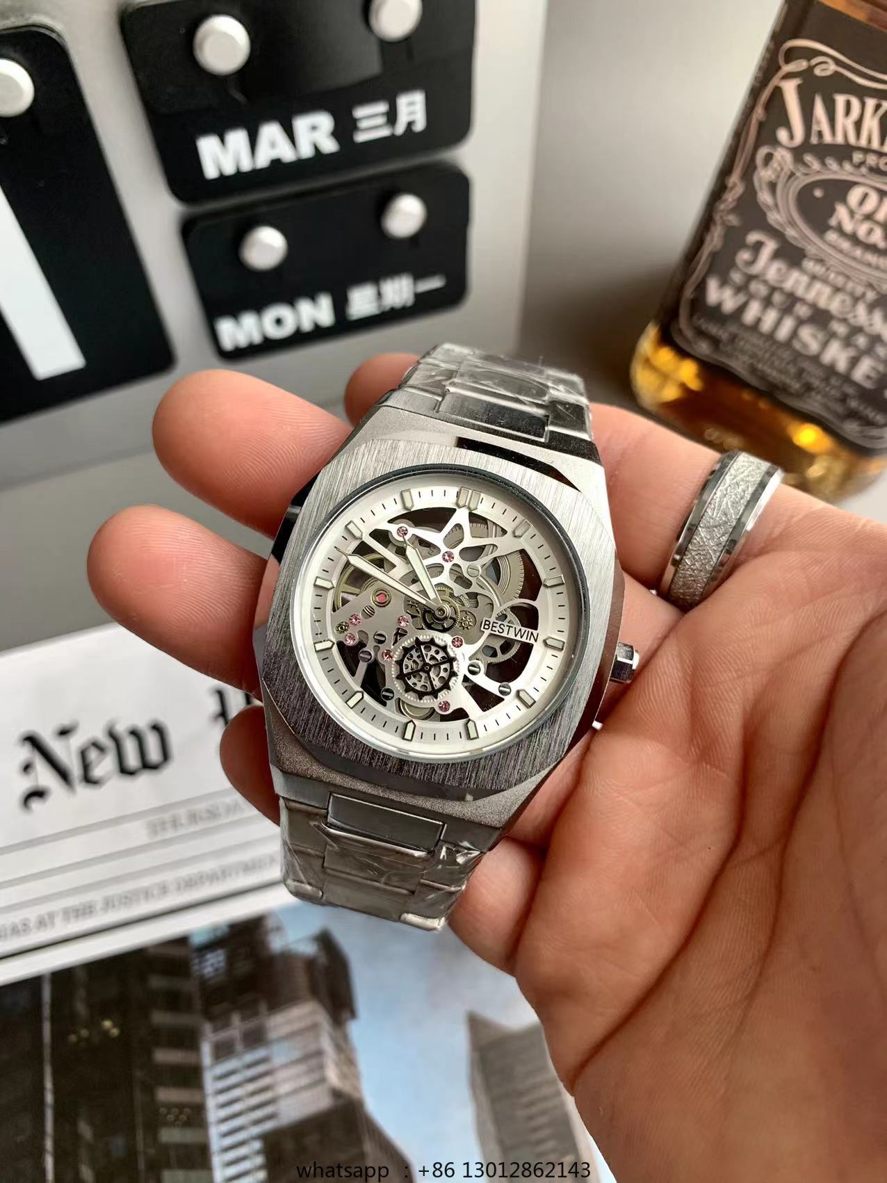 Steel strip waterproof persona - مراجعة Luxury Watch Square وسعره