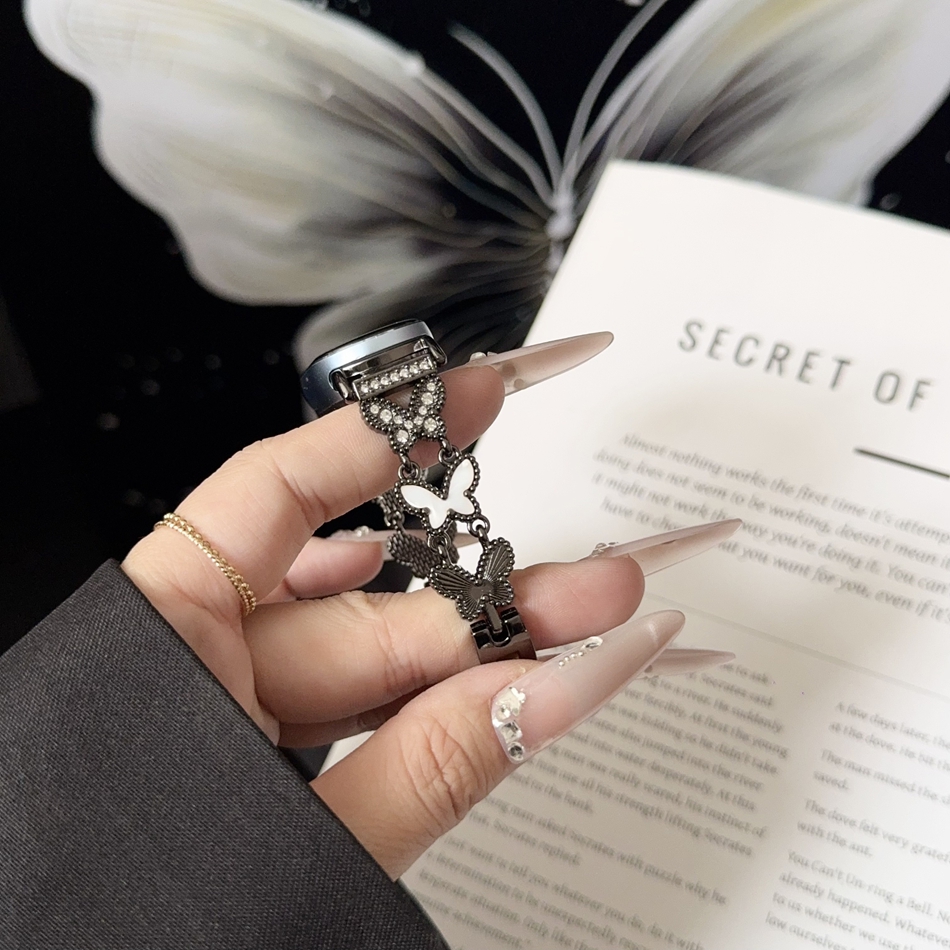 Luxury Diamond Butterfly Strap - مراجعة Luxury Watch German وسعره