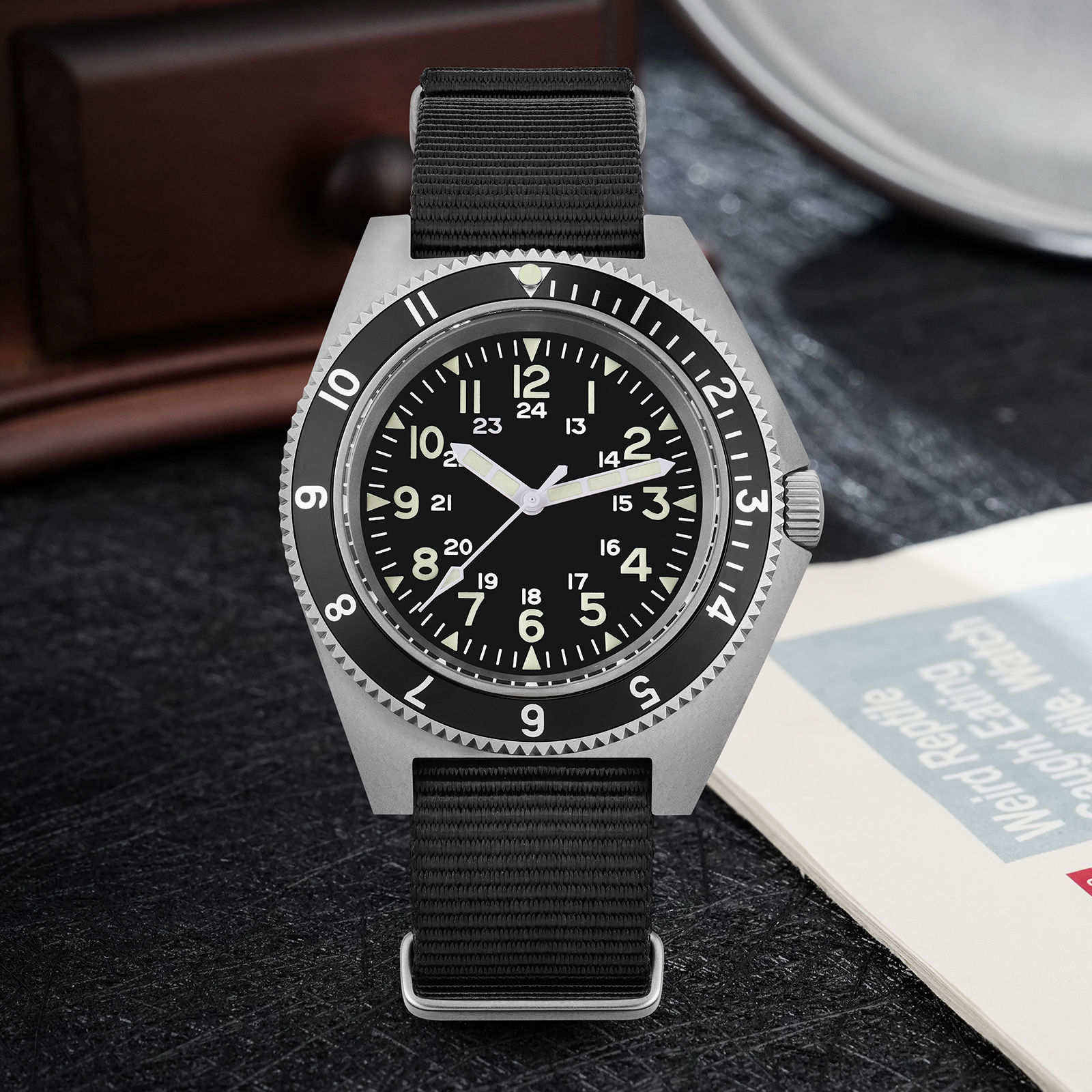 Watchdives WD1972 Quartz Watch - مراجعة Field Watch Military وسعره