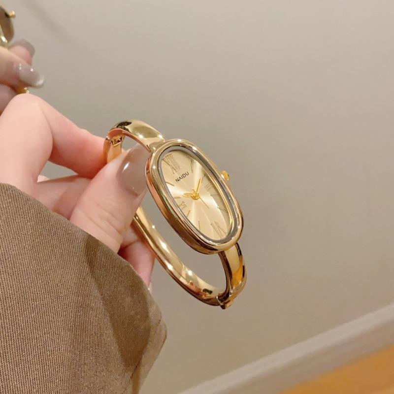 High-end Women's Roman Scale Q - مراجعة Luxury Watch Girl وسعره