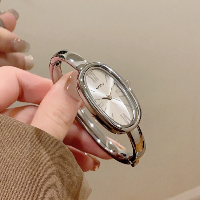 High-end Women's Roman Scale Q - مراجعة Luxury Watch Girl وسعره