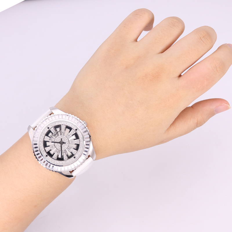 SALE!!! Discount Davena Spin C - مراجعة Luxury Watch Discount وسعره